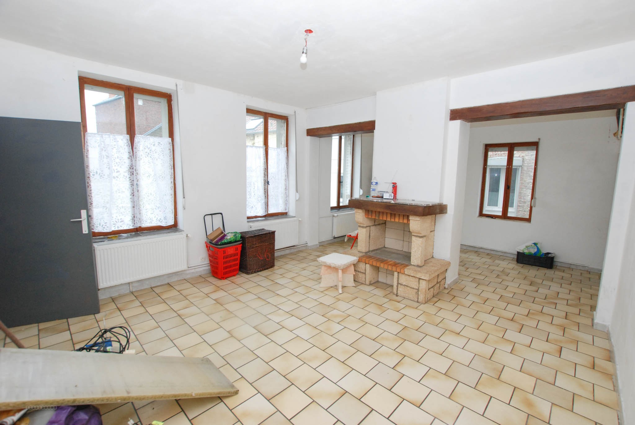 MAISON ROBUSTE EN BRIQUE — photo 2