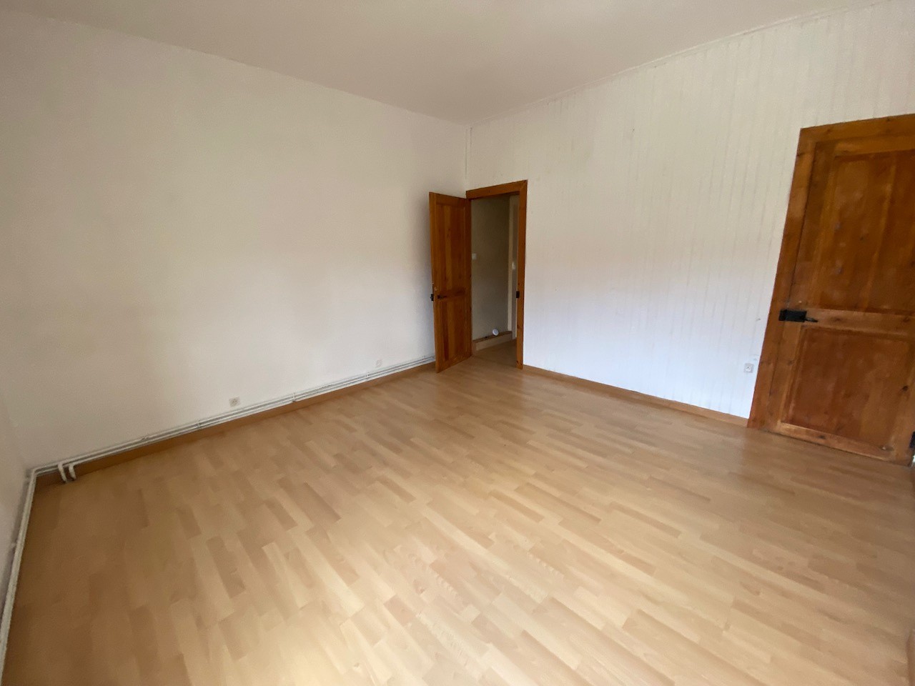 Au centre de Recquignies Maison de Ville en Parfait Etat — photo 3