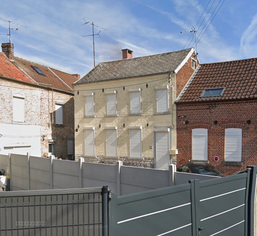 MAISON ROBUSTE EN BRIQUE — photo 6