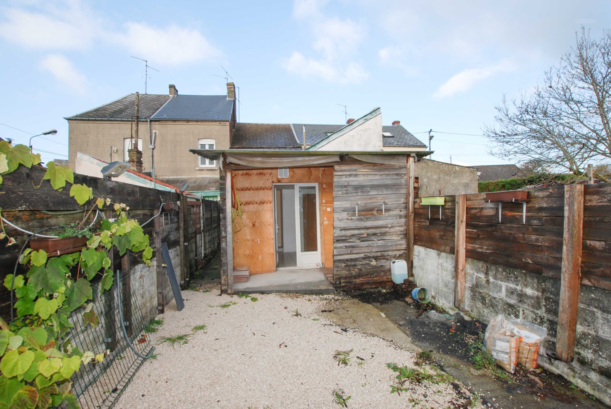 MAISON JEUMONT 7 pièces 98 m2 - Garage - Jardin — photo 15