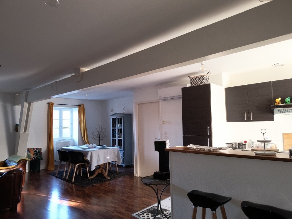 Appartement au dernier étage immeuble historique et parking privatif. — photo 4