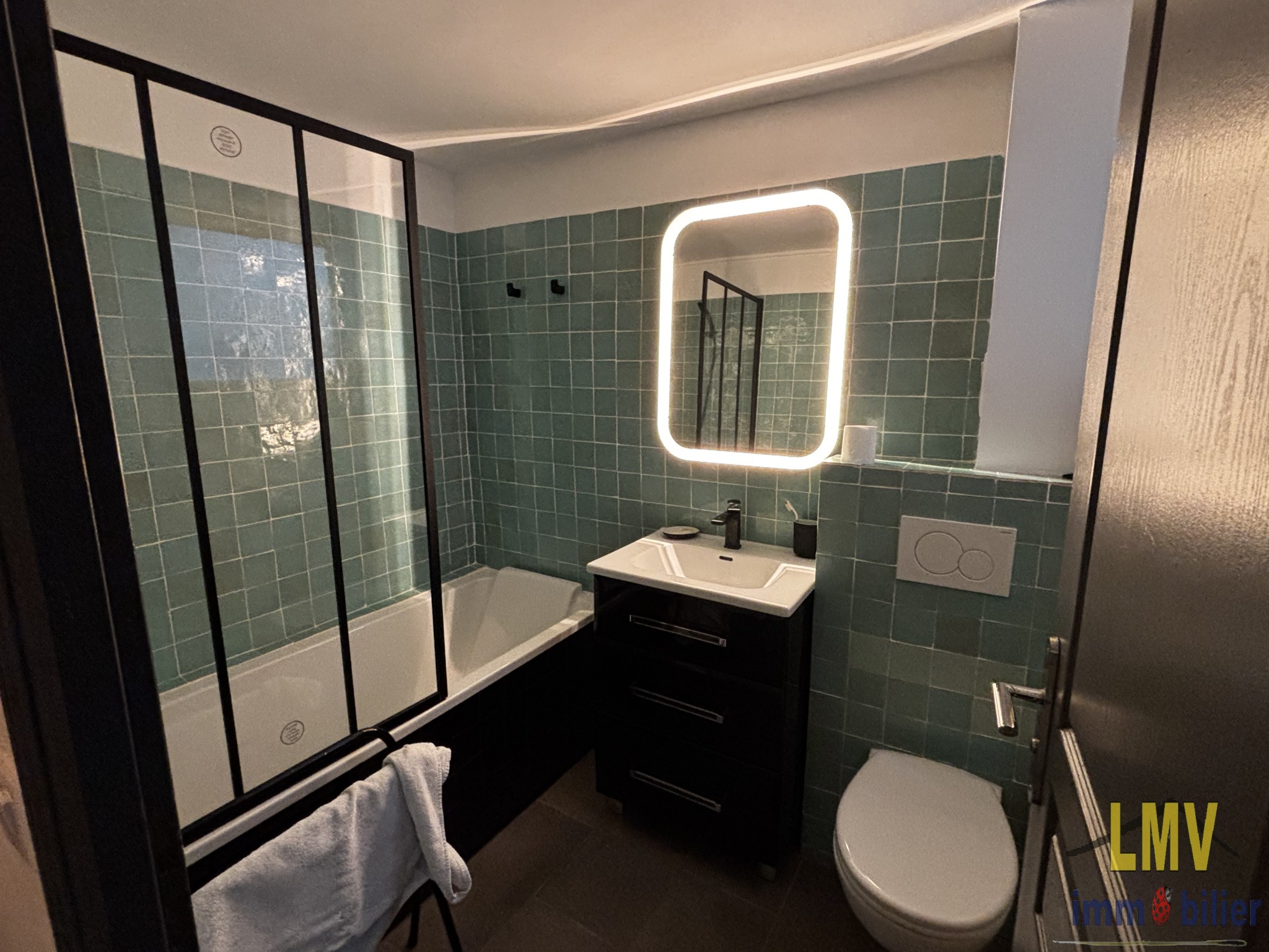 Rauzan : Maison duplex en pierre 168 m2 avec jardin et jacuzzi — photo 3