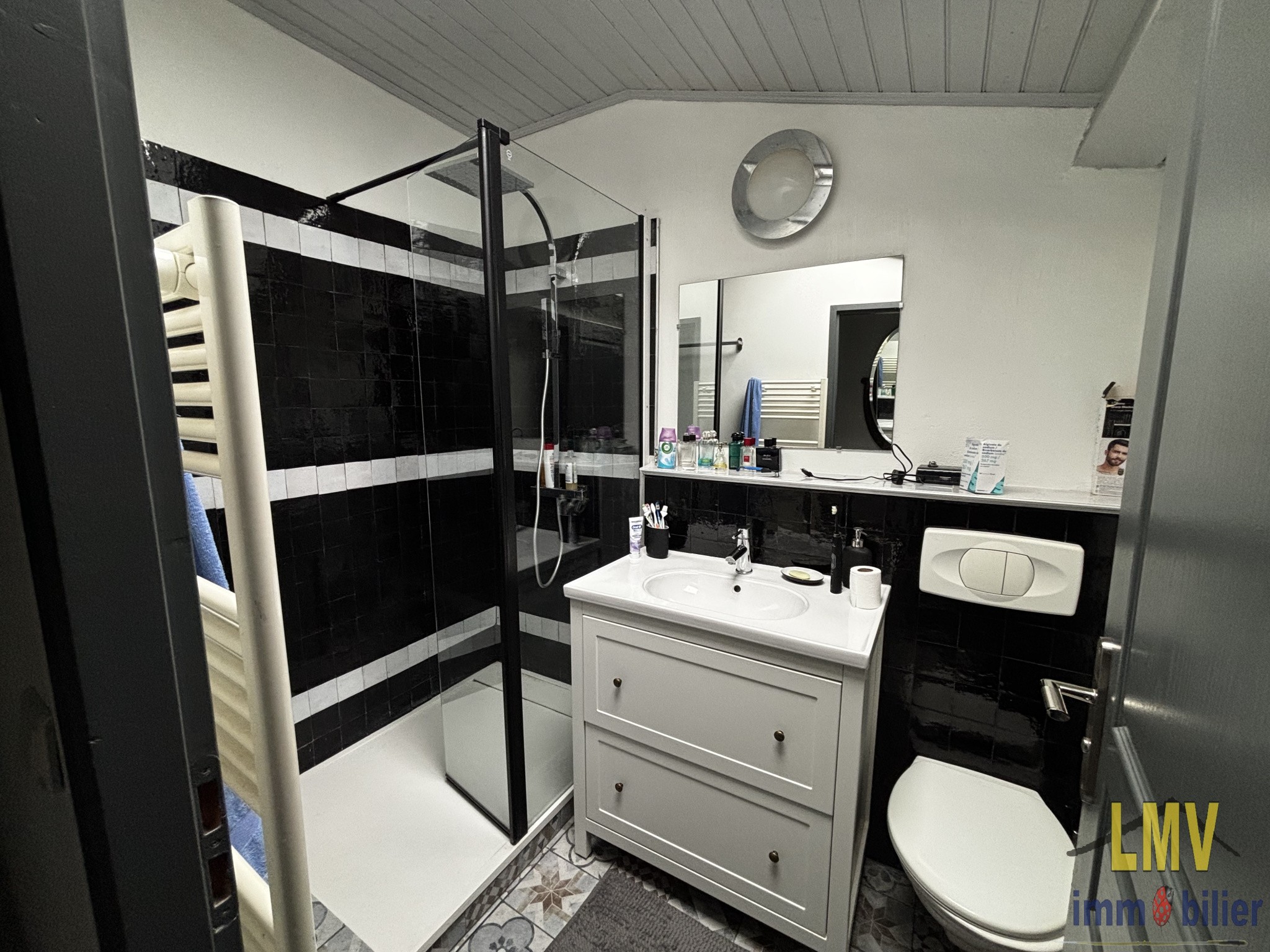Rauzan : Maison duplex en pierre 168 m2 avec jardin et jacuzzi — photo 6
