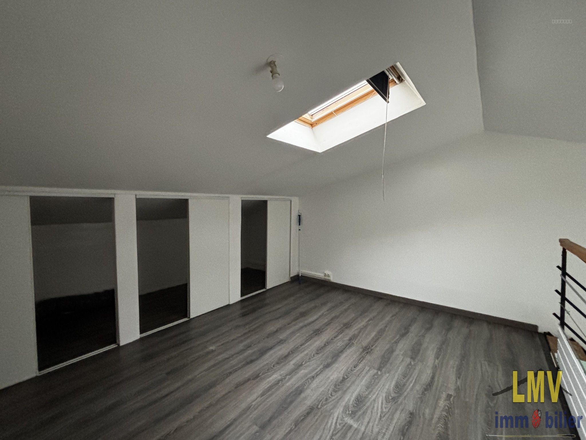 À louer   Maison duplex T1 Bis rénovée à Lamothe-Montravel — photo 3