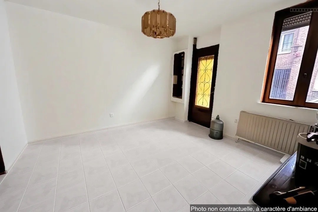 À vendre   Maison mitoyenne à rénover   77 m2   Douai — photo 3