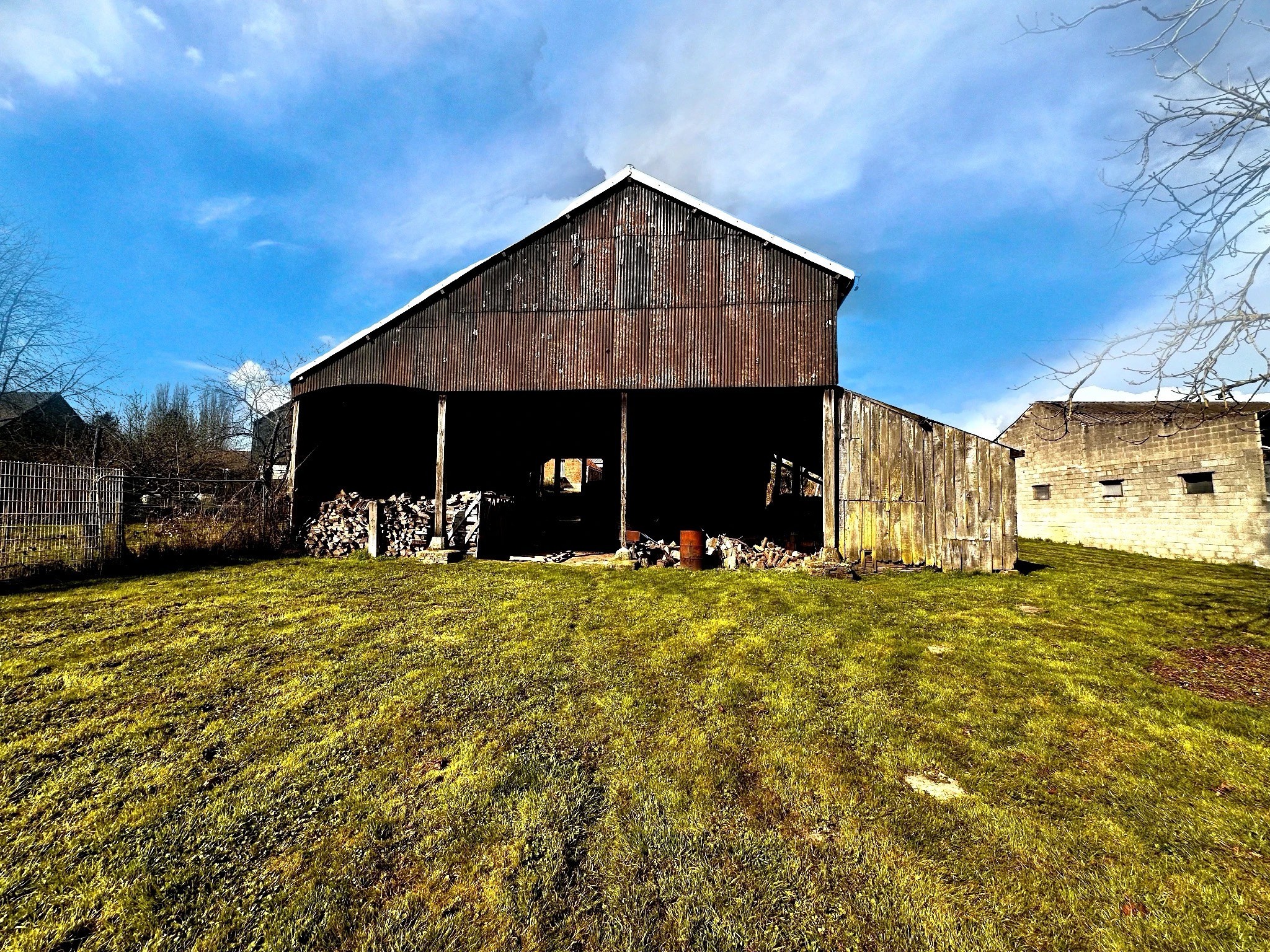 Fermette de charme avec vastes dépendances et terrain — photo 4