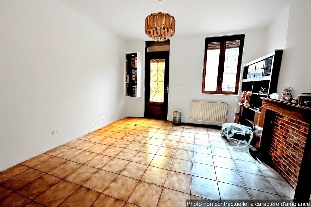 À vendre   Maison mitoyenne à rénover   77 m2   Douai — photo 4