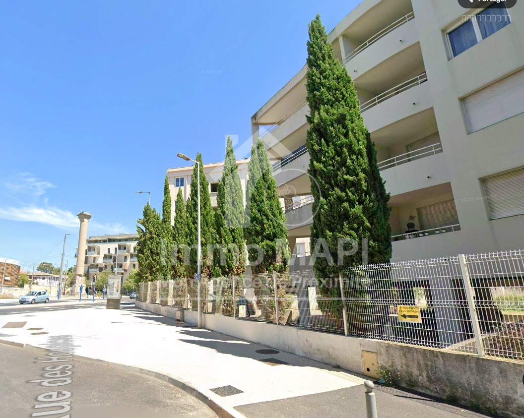 Place de parking privée - SAINT ELOI — photo 1
