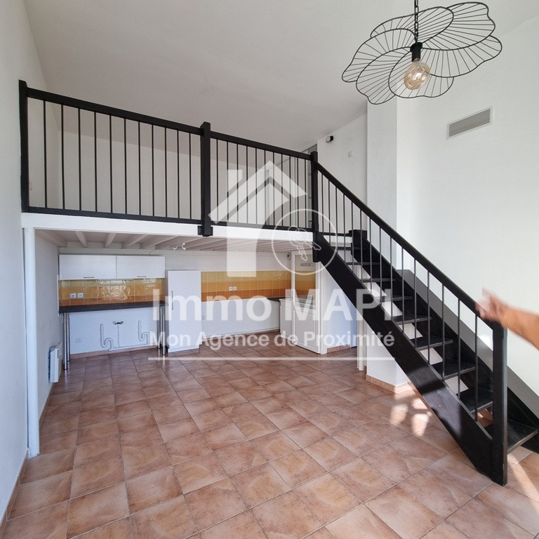 Résidence Saint Charles - Beau T3 de 58m2 avec terrasse de 27m2 et garage — photo 3