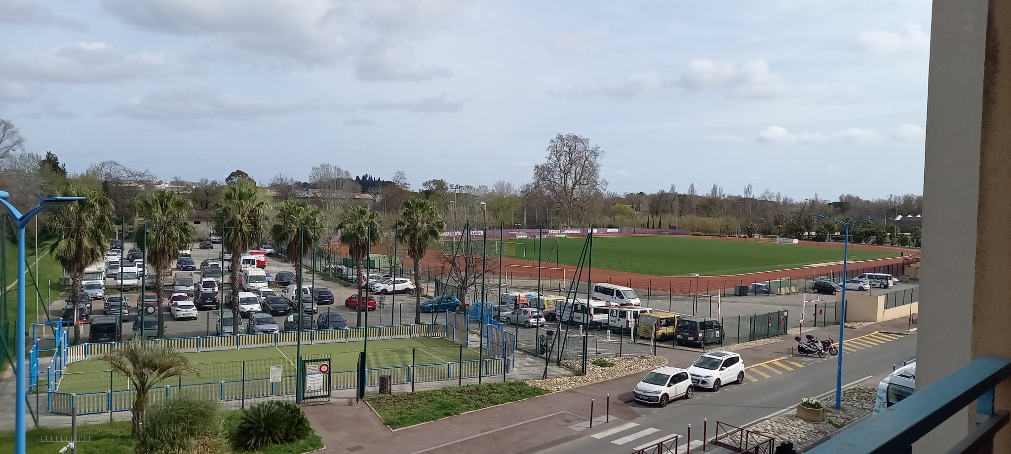 RESIDENCE DES PRES FLEURIS - MANDELIEU CAPITOU - F3 — photo 4