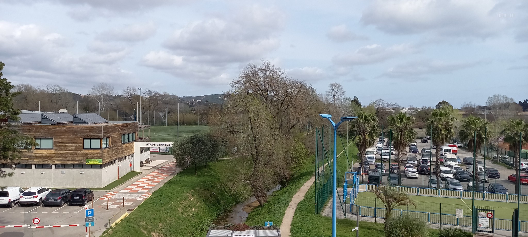 RESIDENCE DES PRES FLEURIS - MANDELIEU CAPITOU - F3 — photo 3