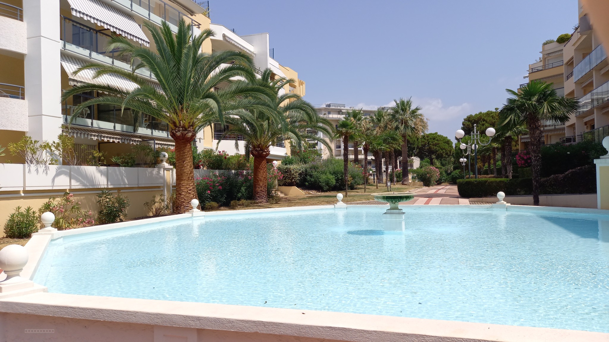 RESIDENCE DU LIDO  - 3 PIECES  - VUE MER. — photo 18