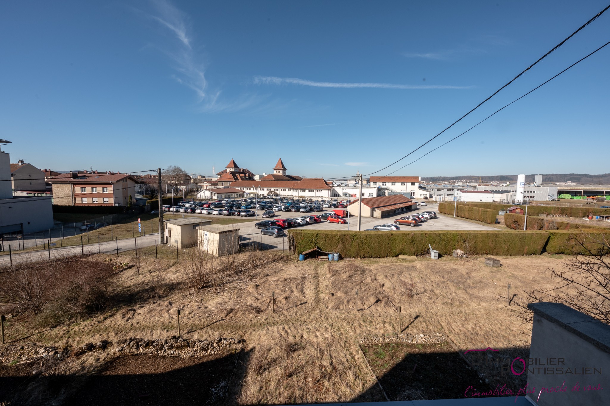 PONTARLIER - PROCHE CENTRE VILLE : APPARTEMENT RECENT DE TYPE 2 AVEC ASCENSEUR, CAVE, GARAGE ET TERRASSE — photo 12
