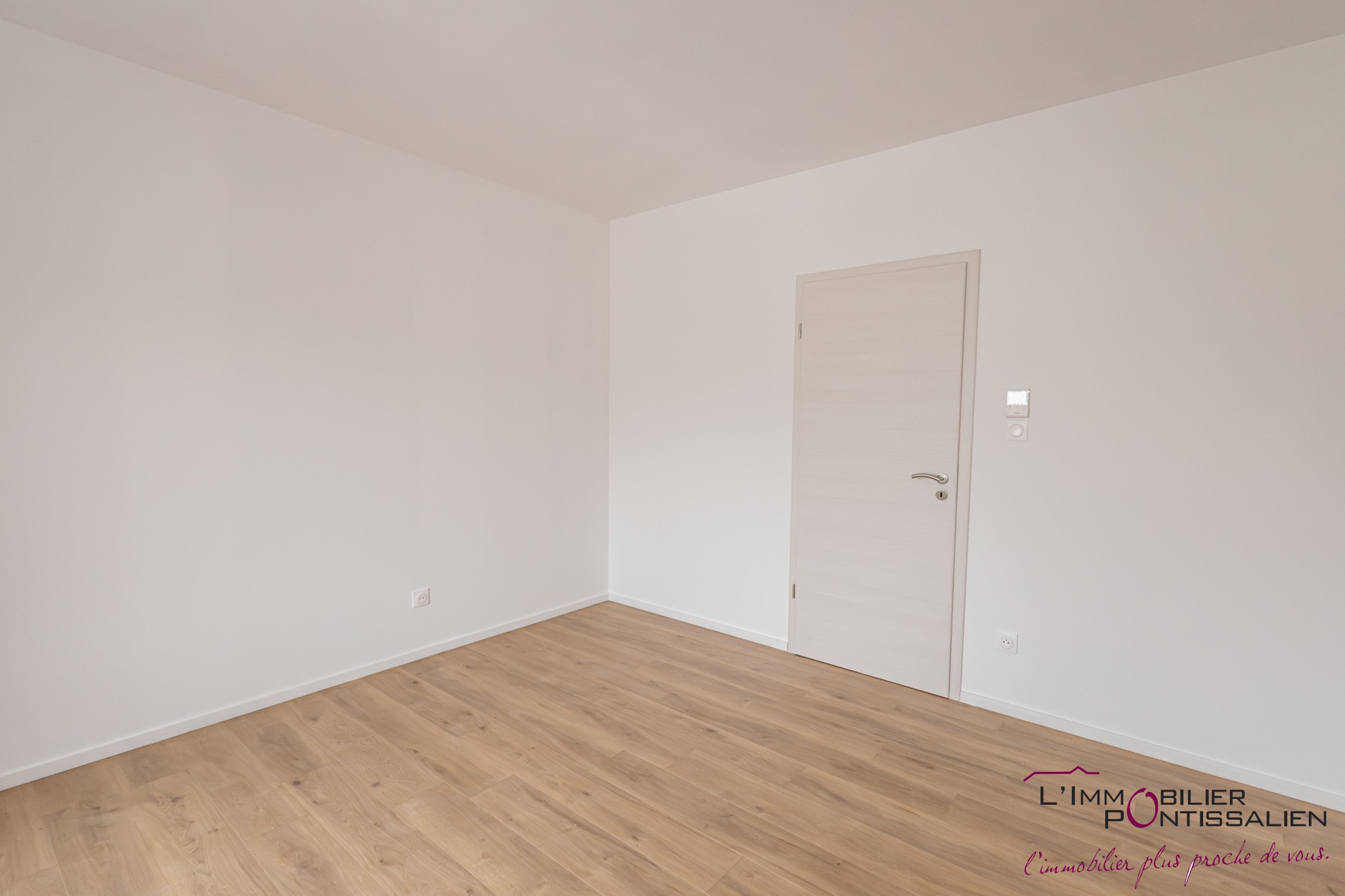 LA CLUSE ET MIJOUX : APPARTEMENT DE TYPE 5 AVEC TERRASSE, CAVE ET PARKING — photo 18