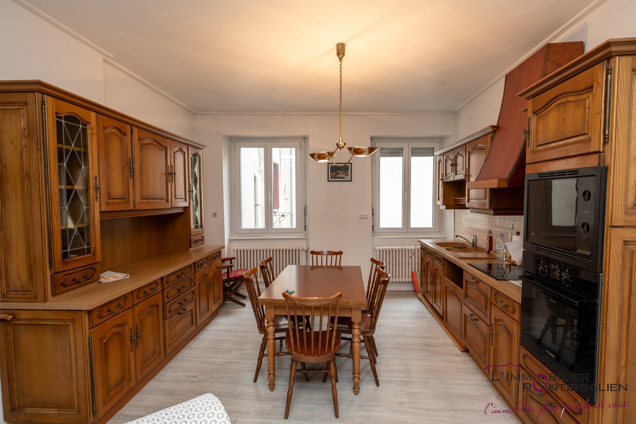 PONTARLIER - PROCHE HÔPITAL : APPARTEMENT DE TYPE 4 — photo 2