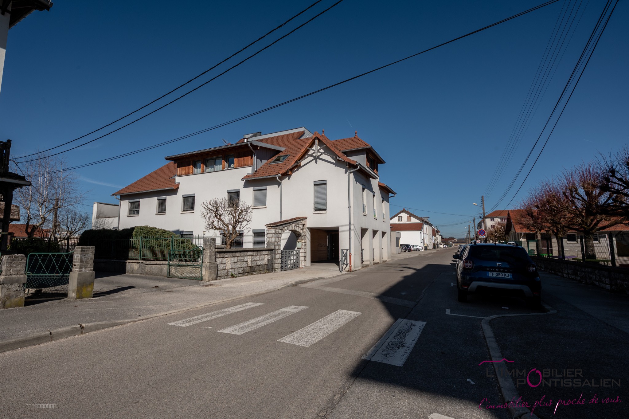 PONTARLIER - PROCHE CENTRE VILLE : APPARTEMENT RECENT DE TYPE 2 AVEC ASCENSEUR, CAVE, GARAGE ET TERRASSE — photo 20