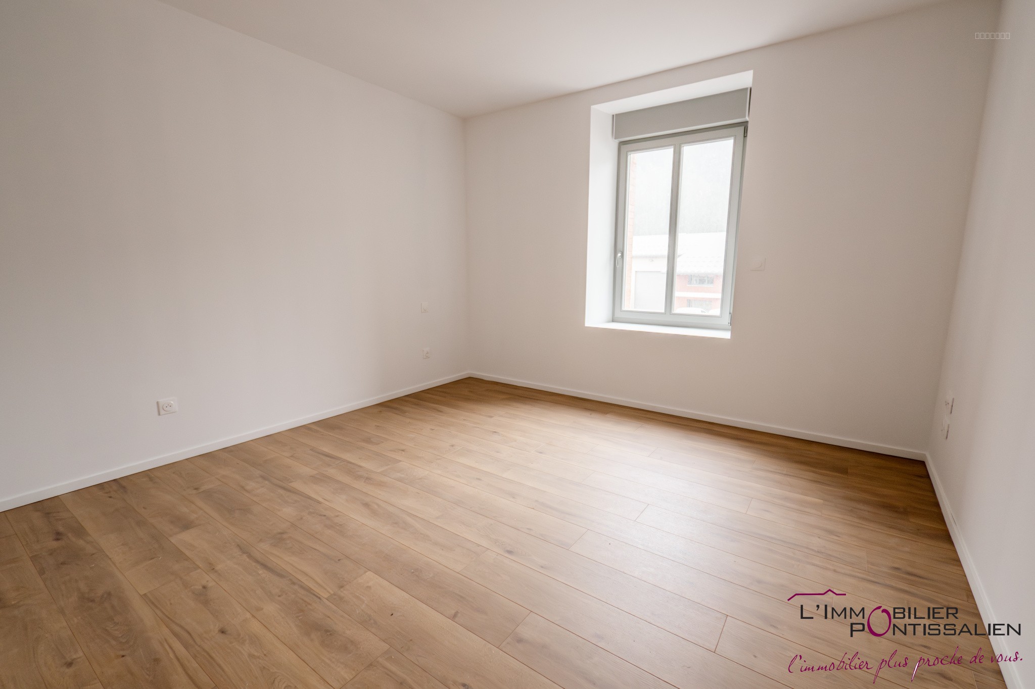 LA CLUSE ET MIJOUX : APPARTEMENT DE TYPE 5 AVEC TERRASSE, CAVE ET PARKING — photo 15