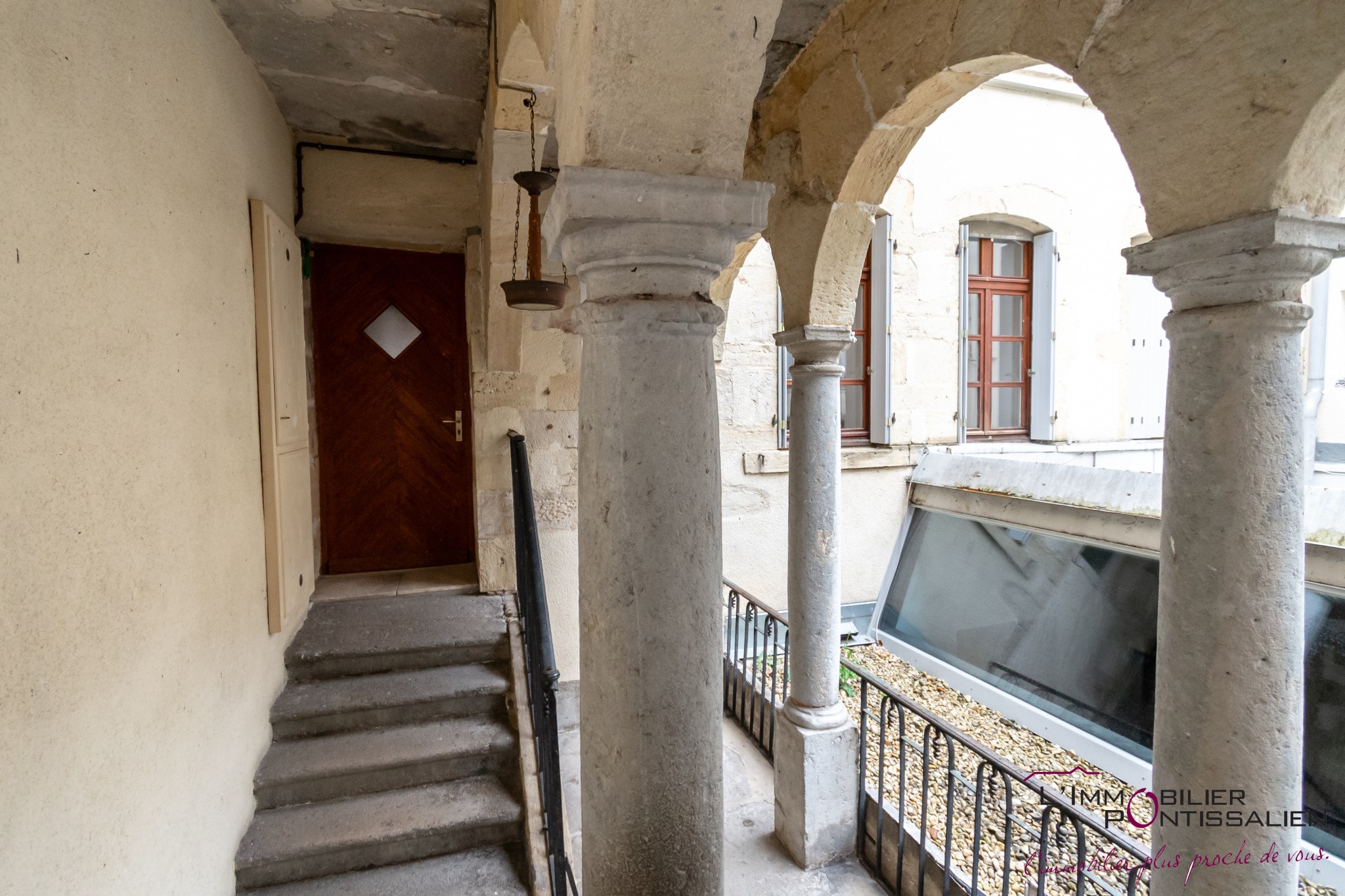 PONTARLIER - CENTRE VILLE - APPARTEMENT T2 - CAVE — photo 17