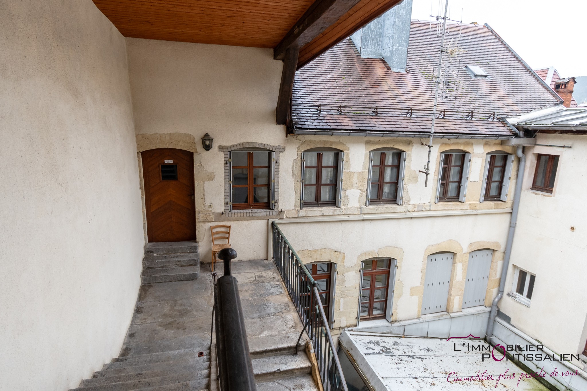 PONTARLIER - CENTRE VILLE - APPARTEMENT T2 - CAVE — photo 18