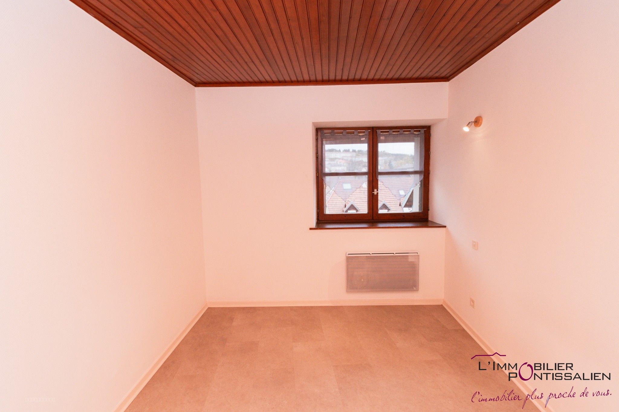 PONTARLIER - CENTRE VILLE - APPARTEMENT T2 - CAVE — photo 8