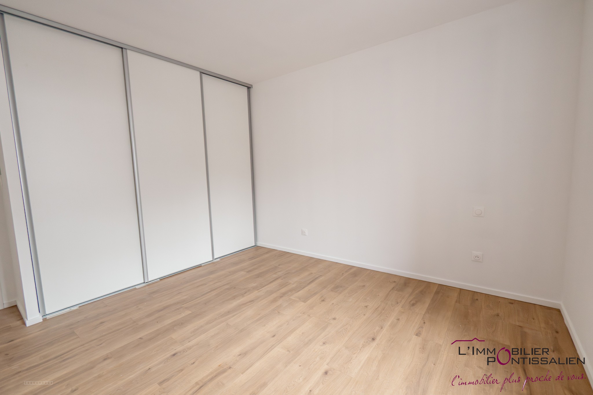 LA CLUSE ET MIJOUX : APPARTEMENT DE TYPE 5 AVEC TERRASSE, CAVE ET PARKING — photo 14