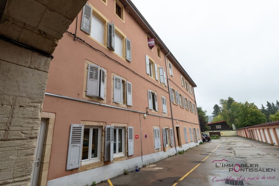 PONTARLIER-centre ville- Appartement T3 - 82m2 — photo 2