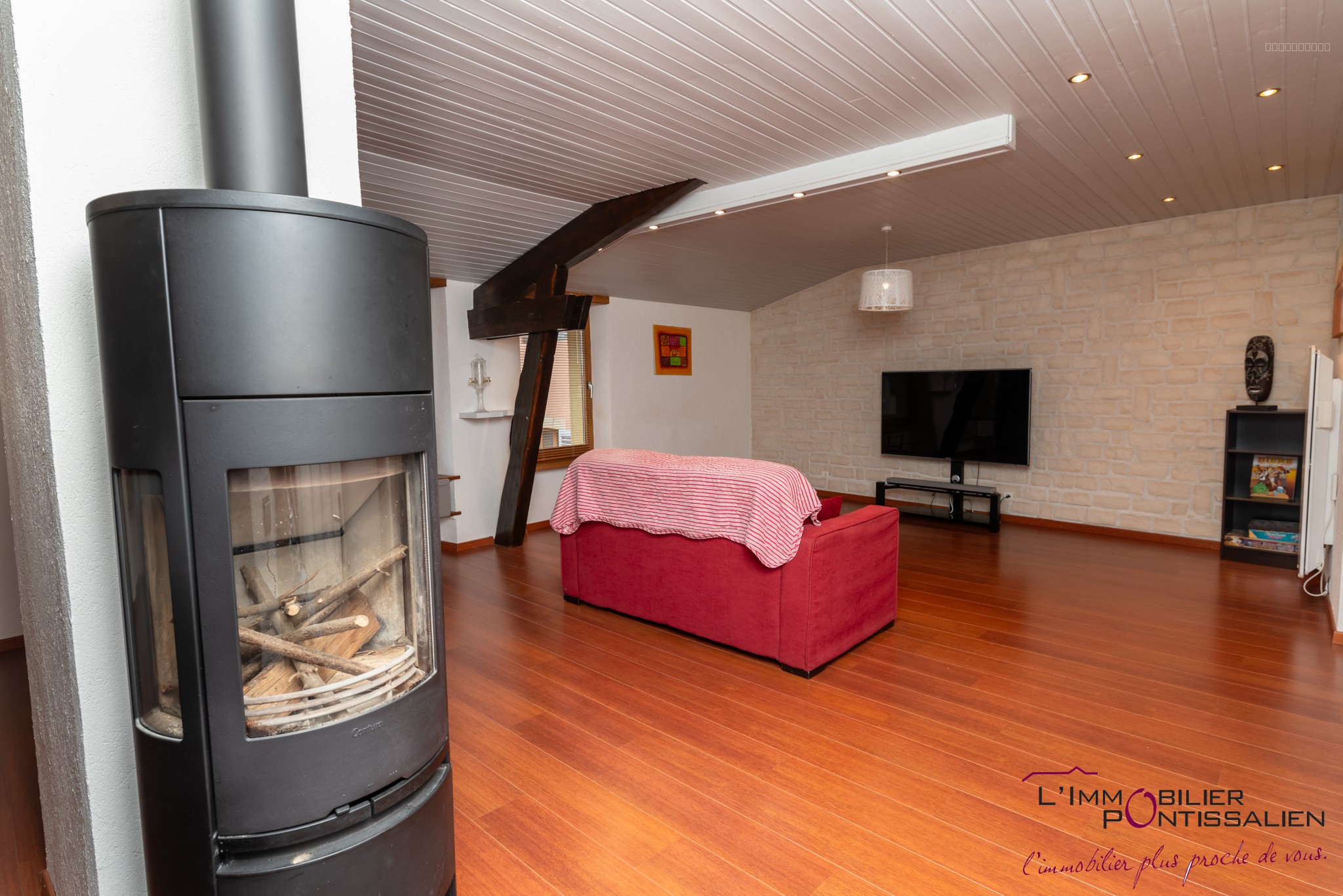 PONTARLIER-centre ville- Appartement T3 - 82m2 — photo 3