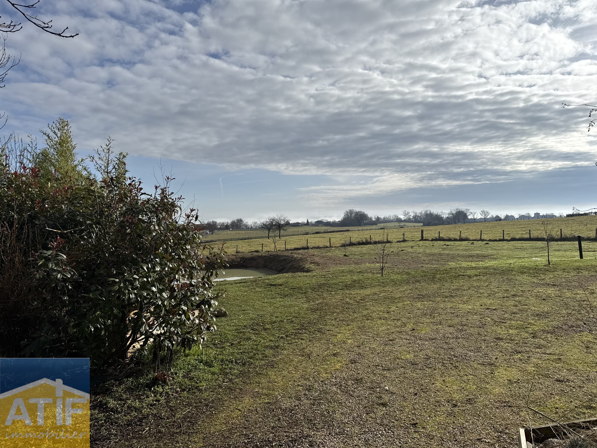 PROPRIETE D'EXCEPTION - ANCIENNE FERME RENOVEE - PISCINE NATURELLE - MARE - PUITS - ISOLEMENT - RARE - PROPRIE — photo 5
