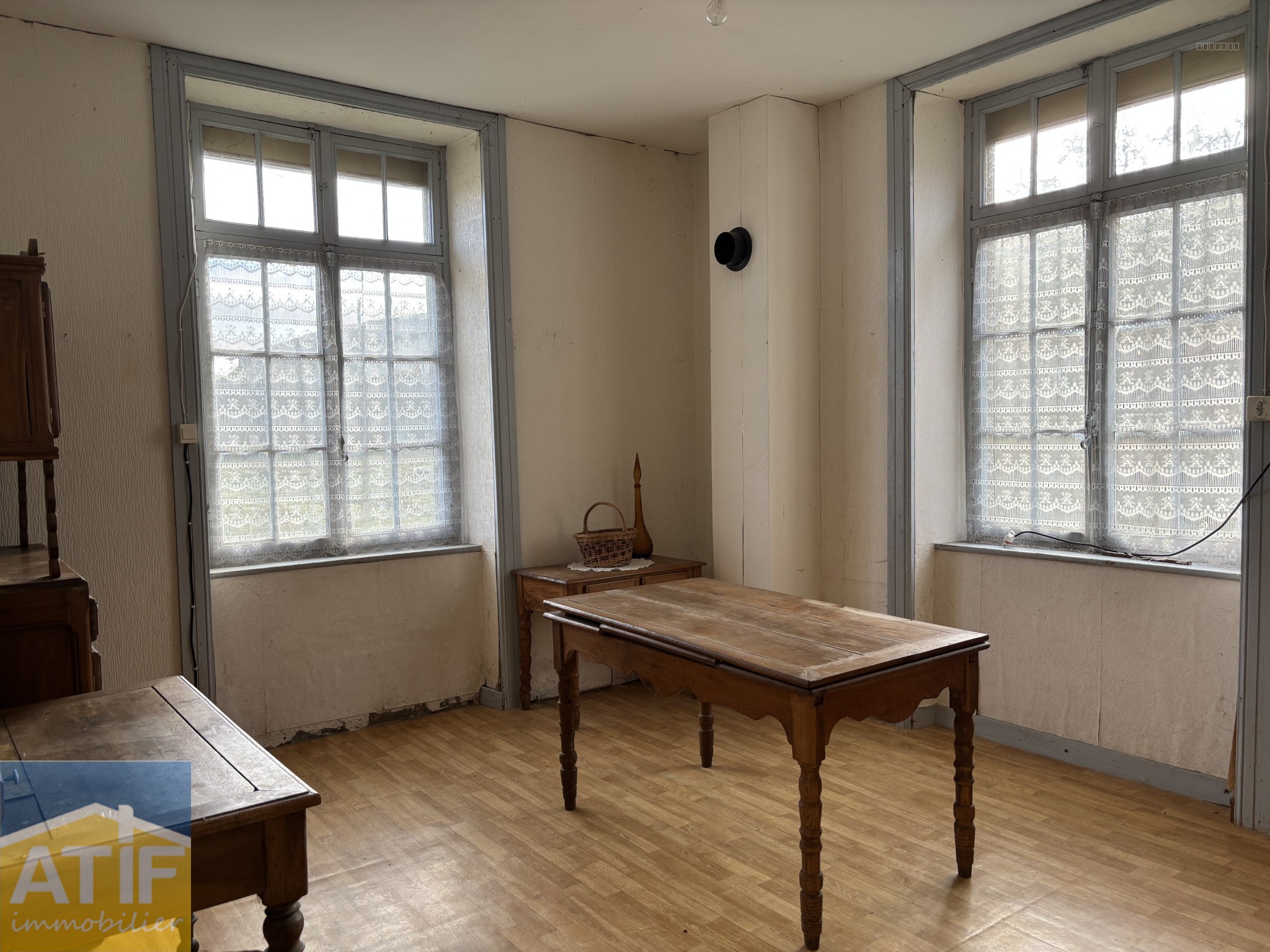 MAISON VILLAGE, A RENOVER, POTENTIEL, TERRAIN — photo 5