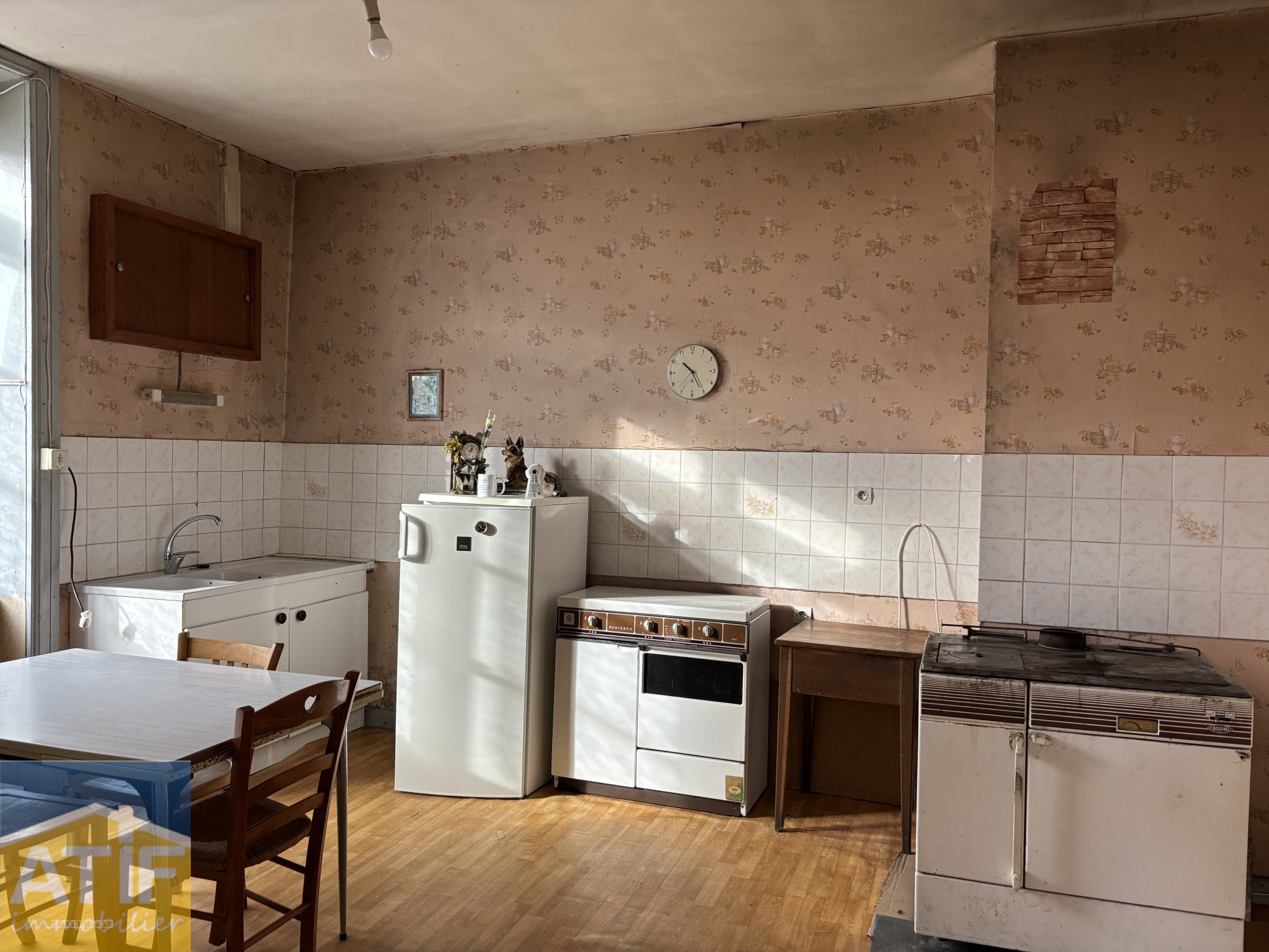 MAISON VILLAGE, A RENOVER, POTENTIEL, TERRAIN — photo 4