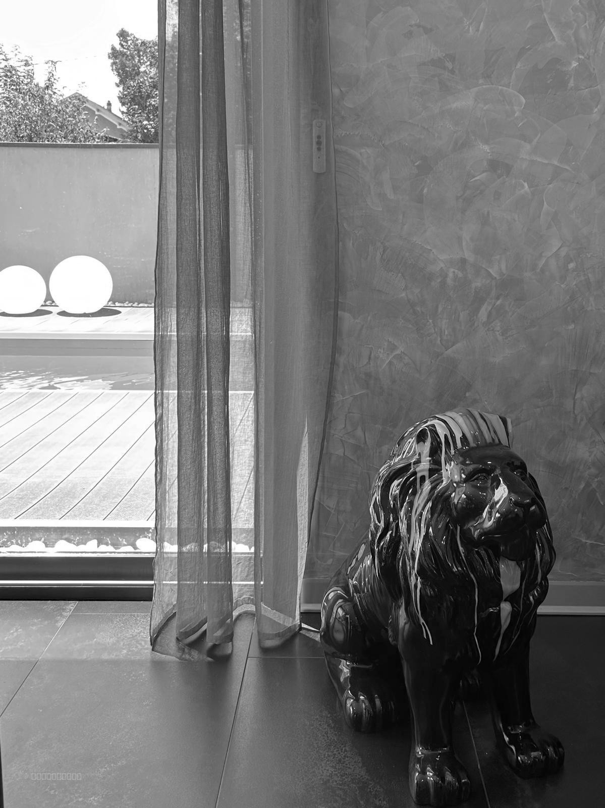 VILLA CONTEMPORAINE AVEC PISCINE DANS SECTEUR RESIDENTIEL — photo 10