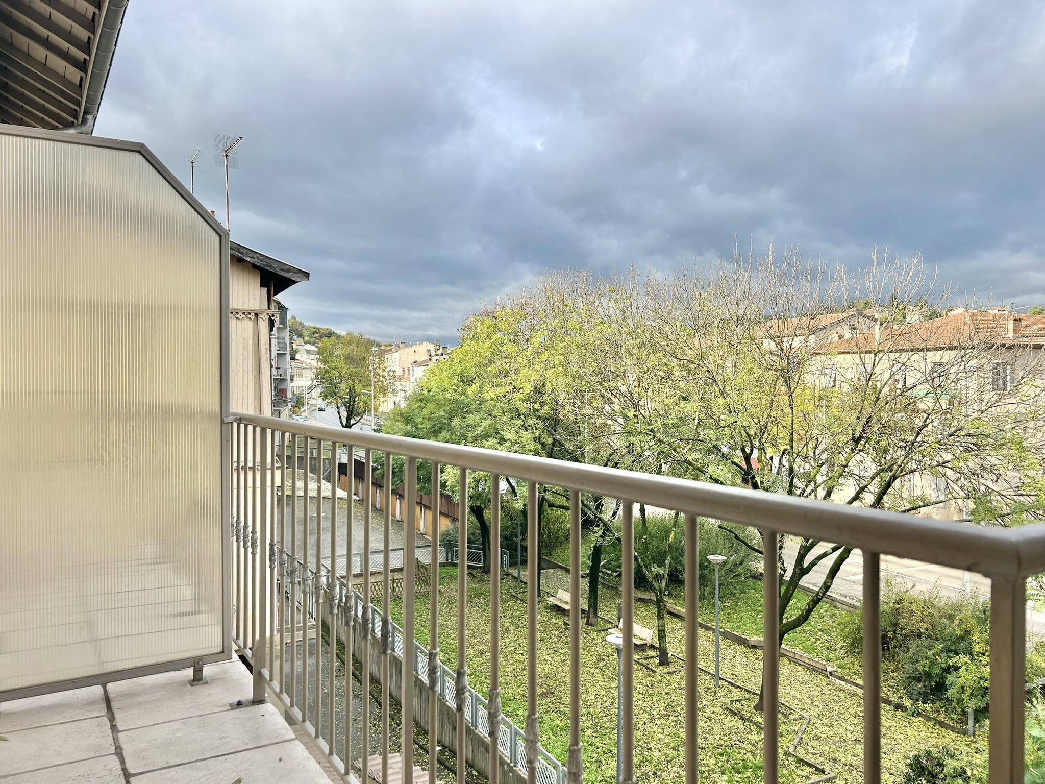 T4 DUPLEX - CENTRE RIVE DE GIER — photo 9