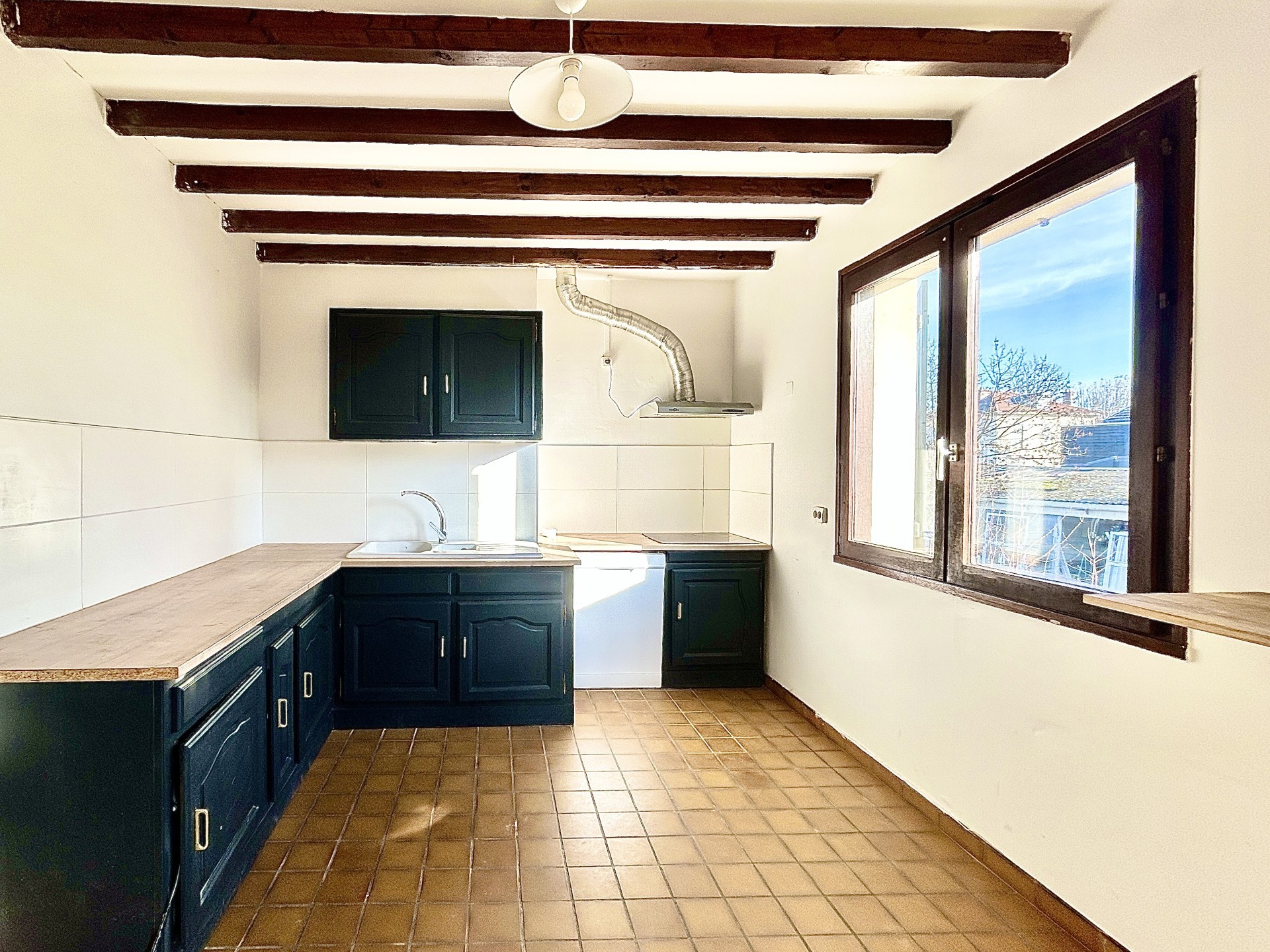 MAISON FAMILIALE 4 CH DANS LE CENTRE — photo 8