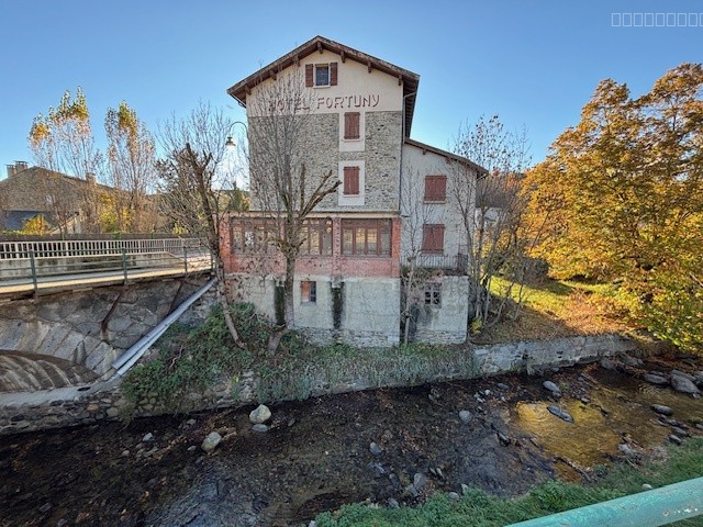 Ancien Hôtel Relais tout en pierres de taille   Authenticité et charme assuré   Montagne Cerdagne Catalanes — photo 3