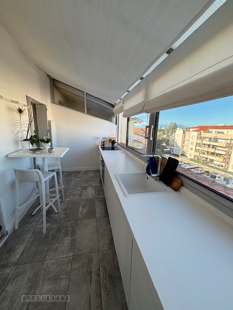 Coup de cœur : appartement traversant sur les marinas au port de Canet — photo 12