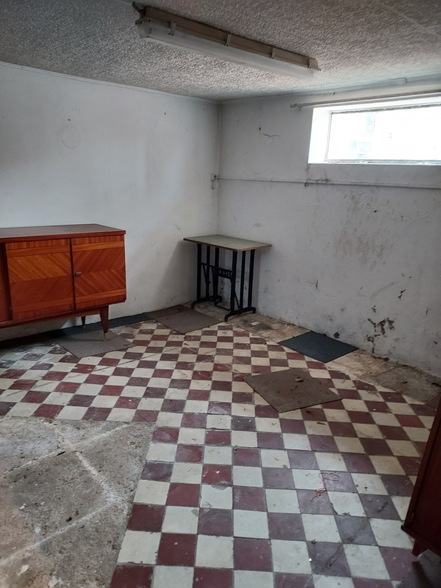 OSNY Proche Centre-Ville  -  Maison individuelle à rénover- 3 pièces 2 chambres - 60m2 - 249 000 € — photo 7