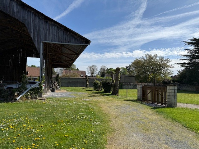 Ferme - 550 m2 - 30 pièces - Terrain de 3700 m2 - 750 000 € — photo 3