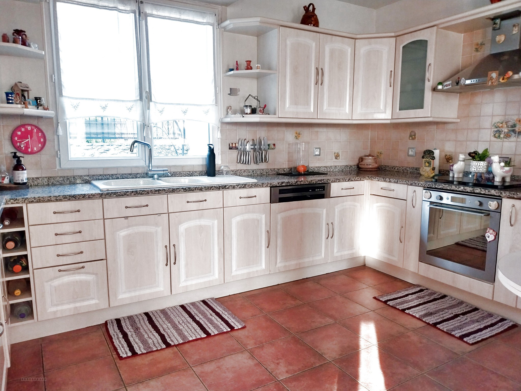 CHAMBLY à 5 minutes -  MAISON - 6 pièces - 131 m2 - 319 000 € — photo 2