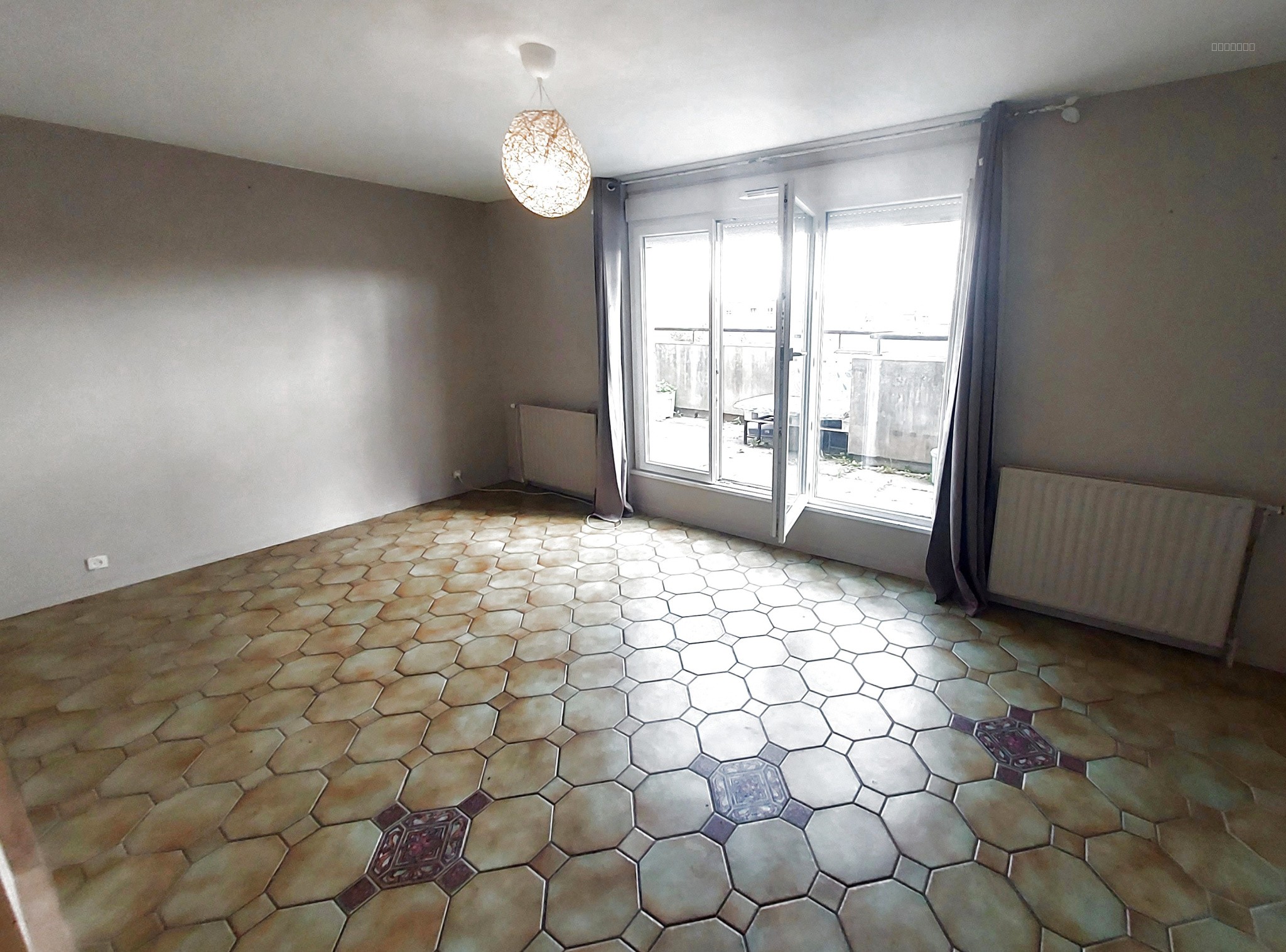 Cergy Saint Chrisophe -  Appartement F4 - 2 chambres - 74m2 - 159 900 € — photo 3