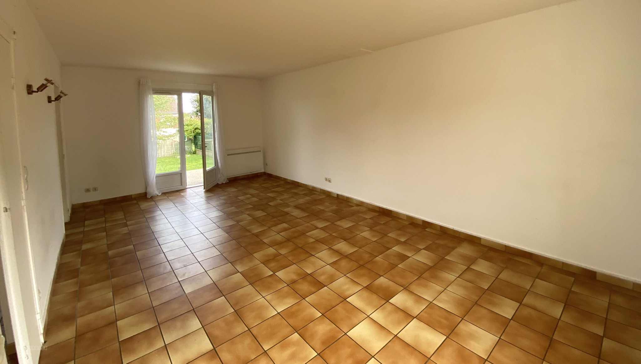AMBLAINVILLE (60110) - Centre-ville - Pavillon traditionnel - 100 m2 - 5 pièces - 3 chambres - 250 000€ — photo 2