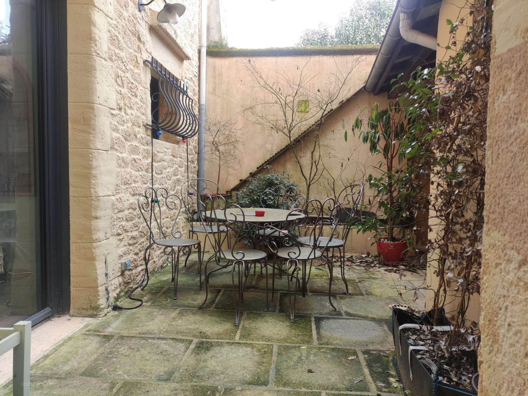 Maison en pierre avec patio intérieur - Rive Droite — photo 8