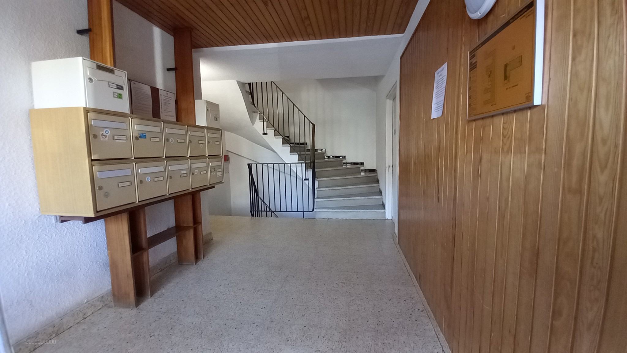 Appartement familial avec balcon au pied du tram — photo 8