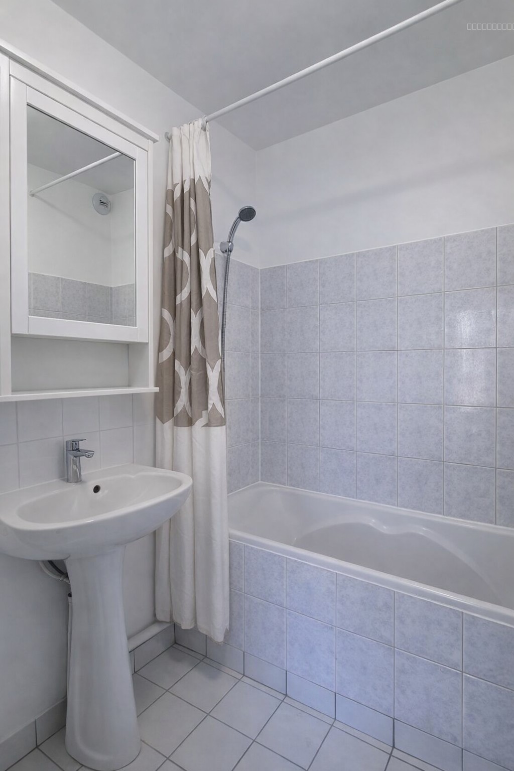 2 pièces 42 m2 avec balcon et 2 parkings — photo 7