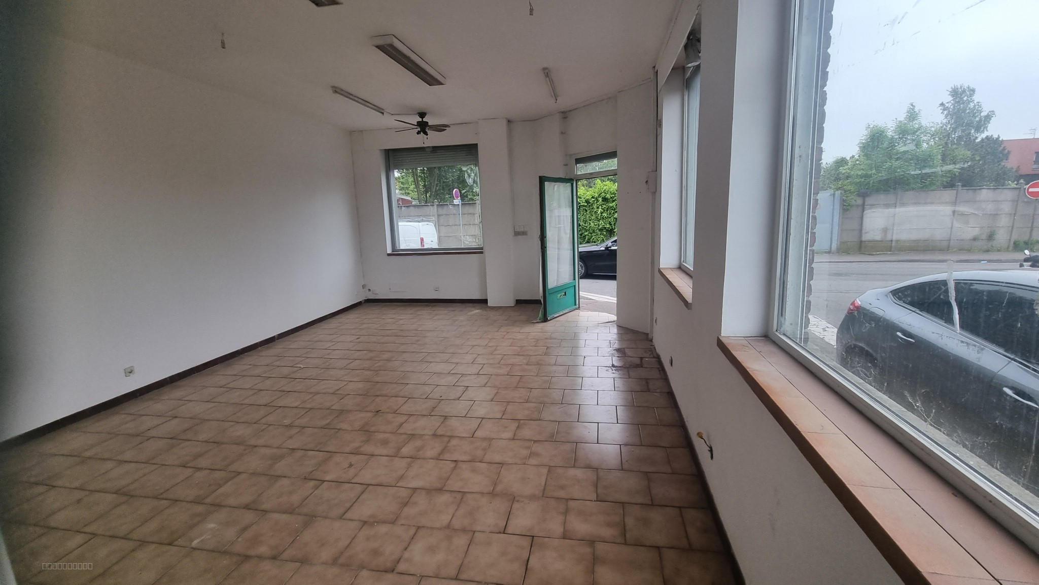 Loue à Roubaix un local professionnel de 78 m2 — photo 12