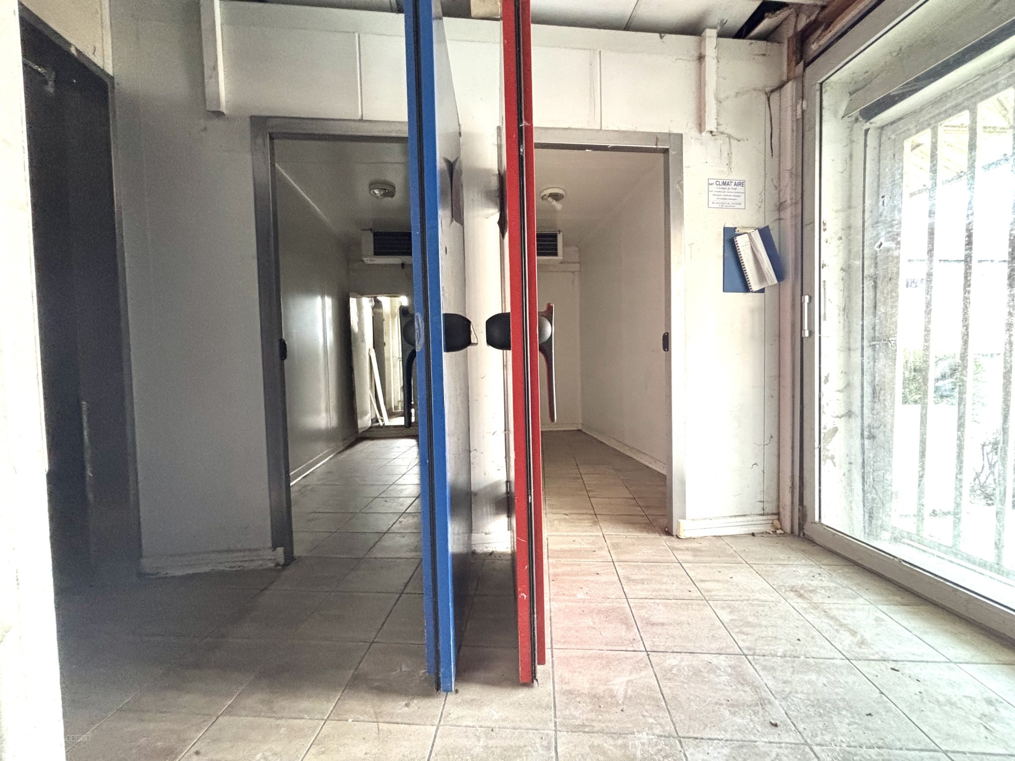 IMMEUBLE COMMERCIAL 215M2 RUE DE L'EPEULE — photo 6