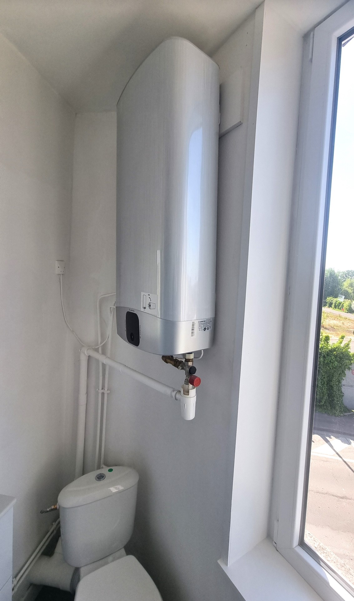 SALHI vous loue à Roubaix, T3 de 48m2 refait à neuf avec terrasse. — photo 13