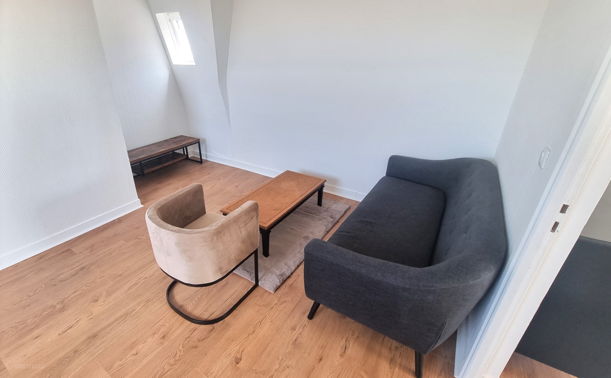 SALHI vous loue à Roubaix, T2 de 33 m2 refait à neuf. — photo 2