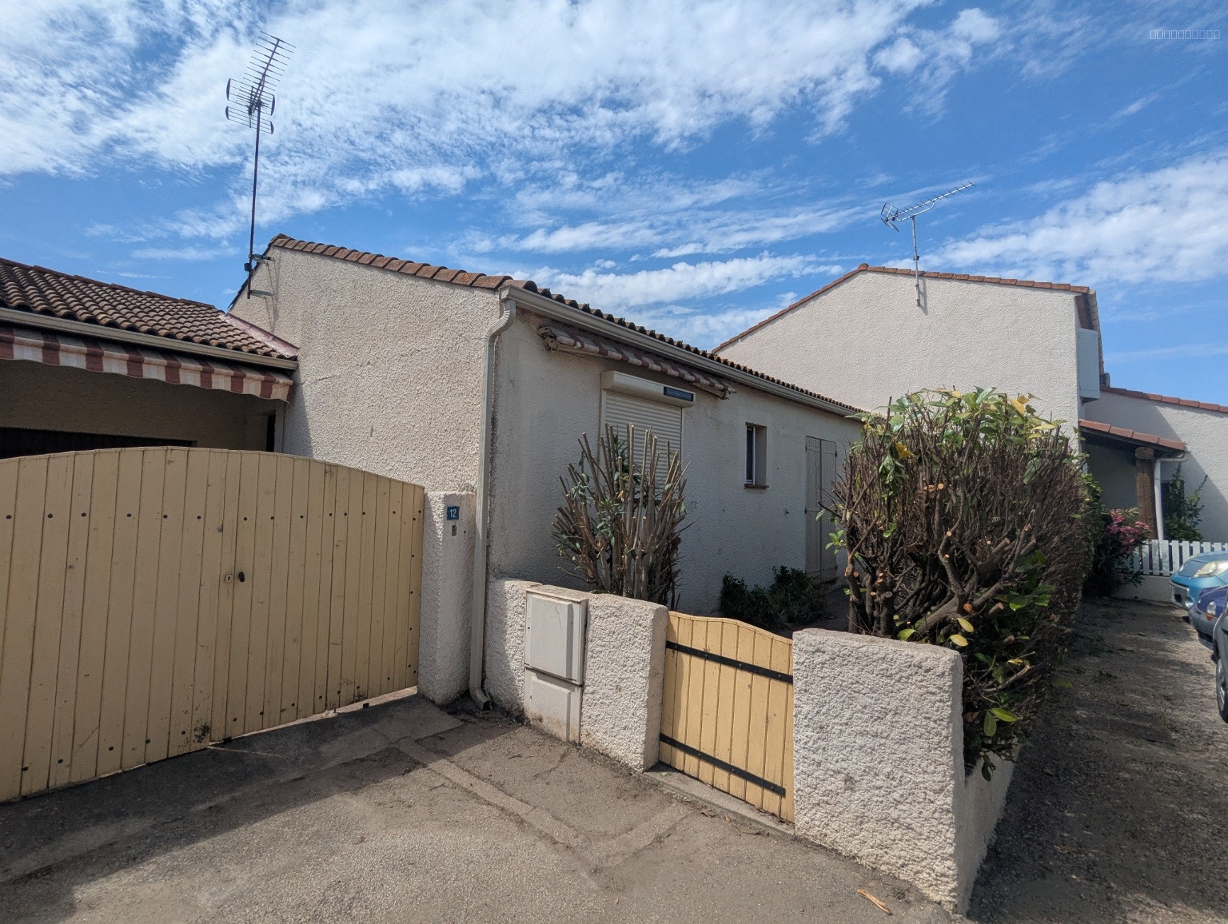 APPARTEMENT T5 - 103 m2 avec Jardin - Garage et Place de Parking — photo 3