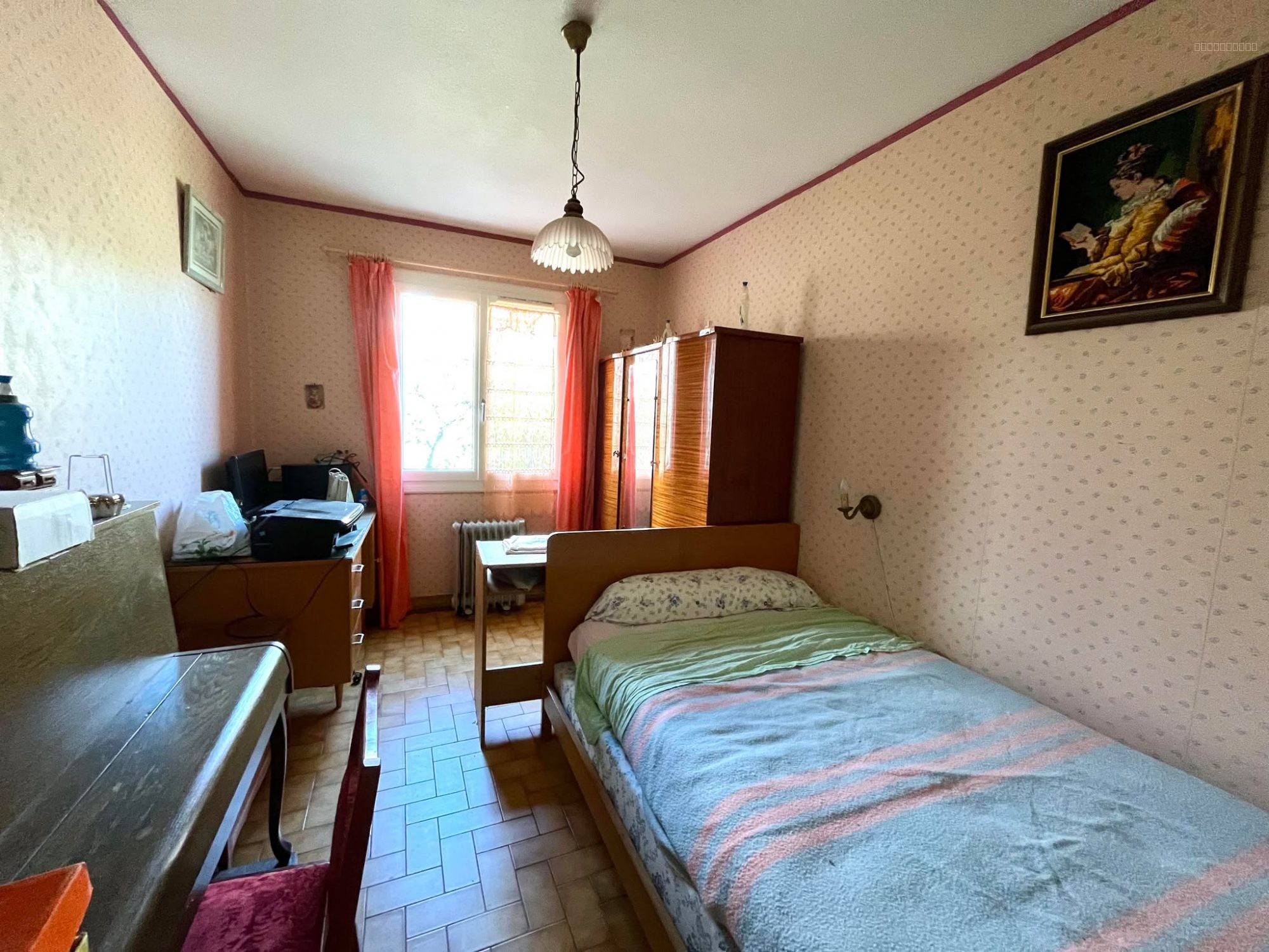 APPARTEMENT T5 - 103 m2 avec Jardin - Garage et Place de Parking — photo 7