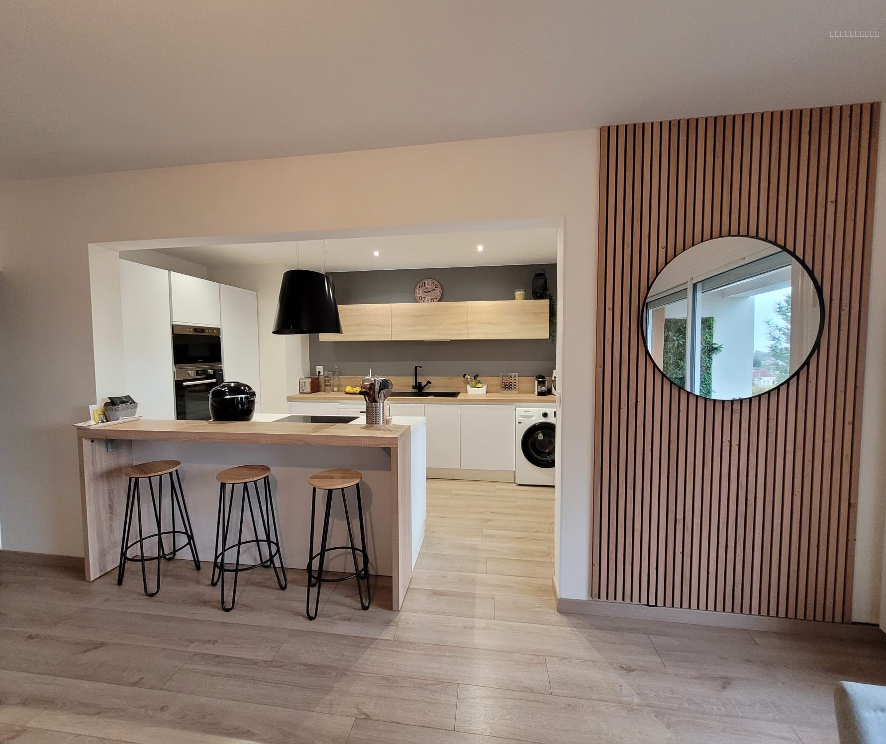 Appartement T4 Lumineux et Spacieux - DERNIER ETAGE — photo 3